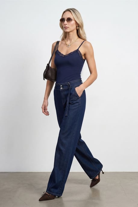 Slim Fit Mouwloze V-hals Camisole Blouse - Image 4