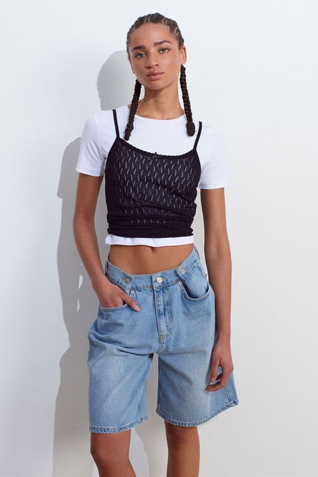 Getextureerde Crop Cami Blouse met Strikdetail - Image 1
