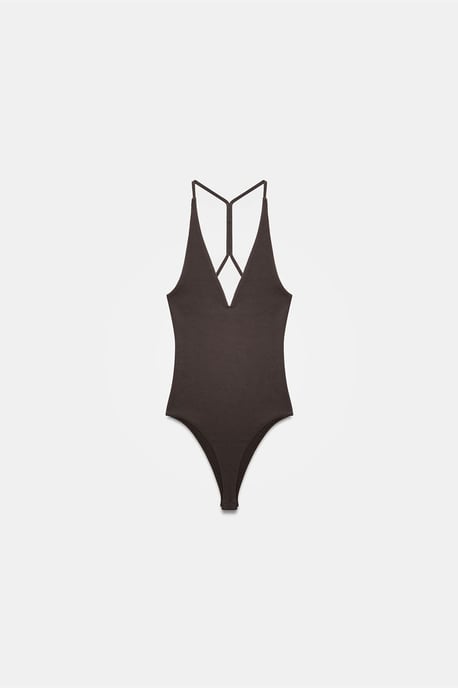 Slim Fit Cut-Out Halter Bodysuit - Image 5