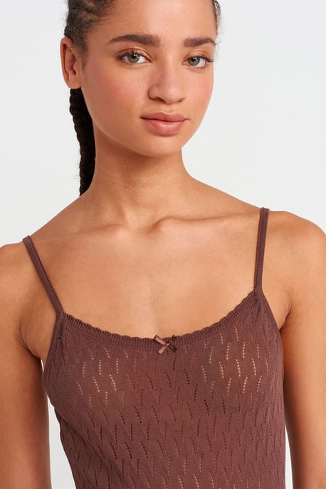Textuur Crop Cami Blouse met Strikdetail - Image 3