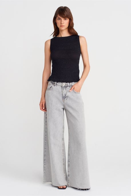 Figurformad Ribbad Ärmlös Båtneck Blus - Image 3