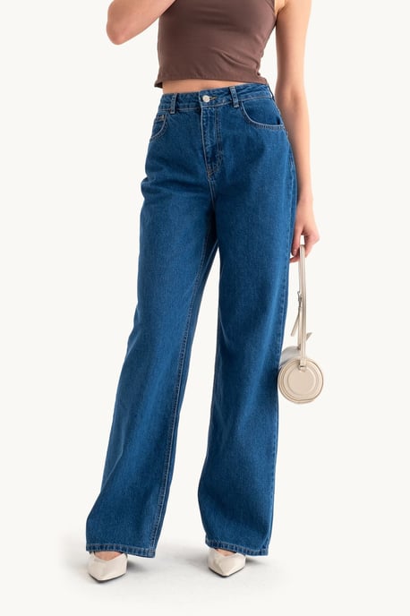 High Waist Wide Leg Jeans - Image 1