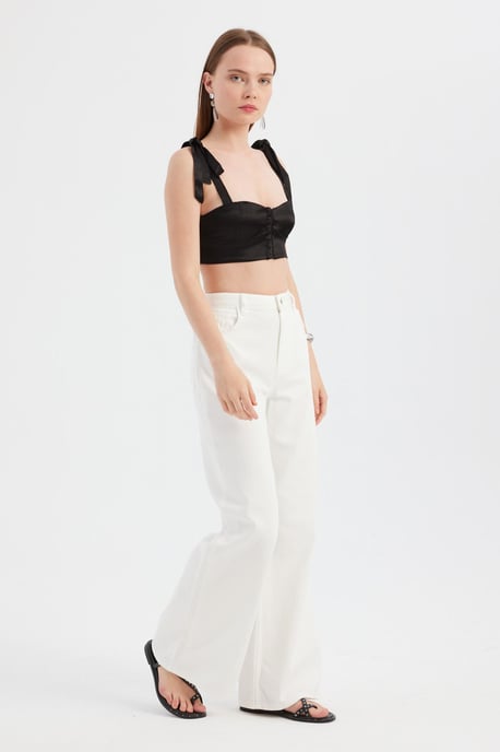 High-Waist Straight-Leg Jeans - Image 3