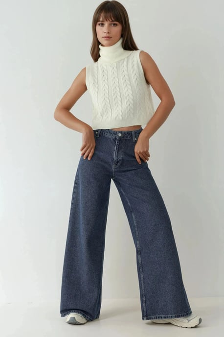 High Waist Wide Leg Jeans - Image 3