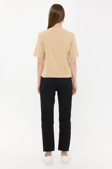 Basisk kortärmad t-shirt med rund hals - Image 4