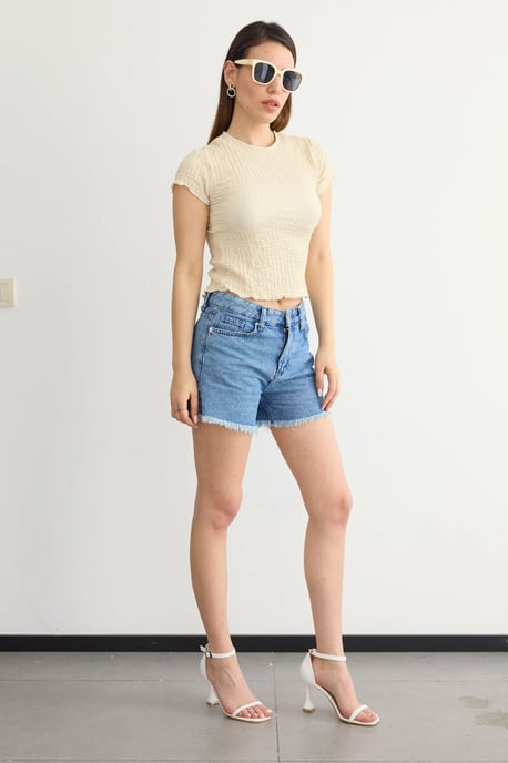 Short-Sleeve Round Neck Cropped Top in Textured Twisted Fabric - Image 3