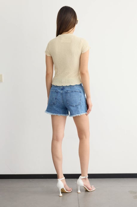 Short-Sleeve Round Neck Cropped Top in Textured Twisted Fabric - Image 4