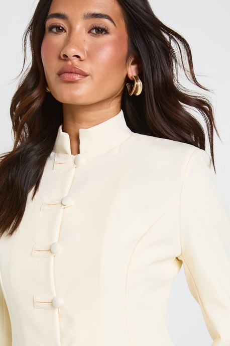 Trim Detail Fitted Blazer - Image 4