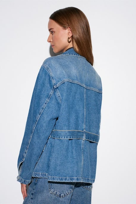 Kvinnors Denimjacka med bälte - Image 2