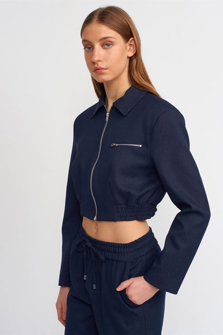 Cropped Crepe Bomberjacka - Image 1