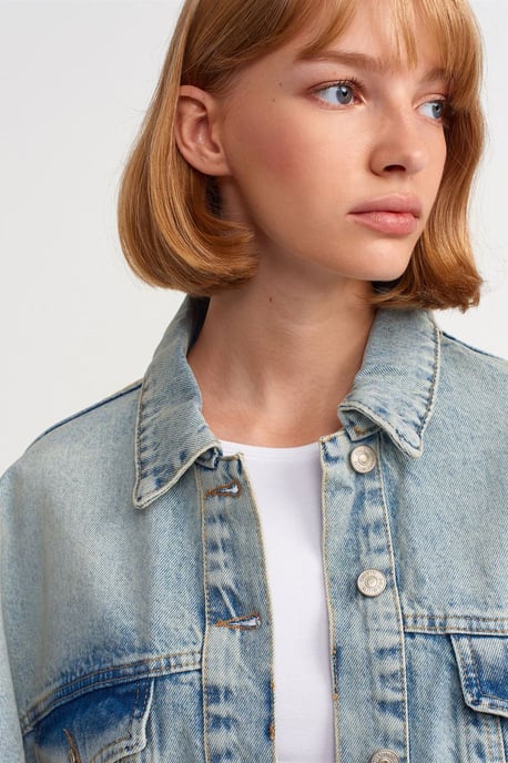 Överdimensionerad Denimknappjacka - Image 4