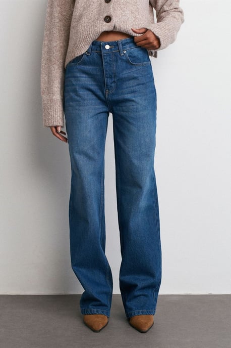 Mid-waist flare denim jeans - Image 5