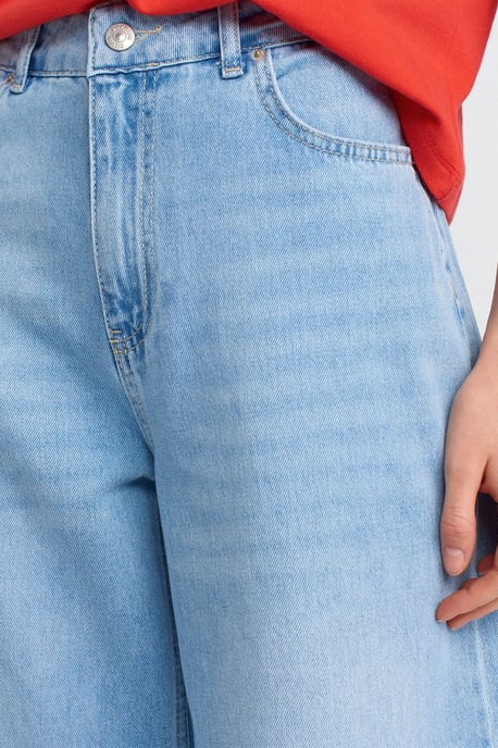 Högmidjade vida jeans i bomulldenim - Image 4