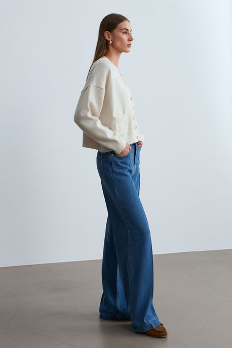 Högmidjade vida Tencel-jeans - Image 1