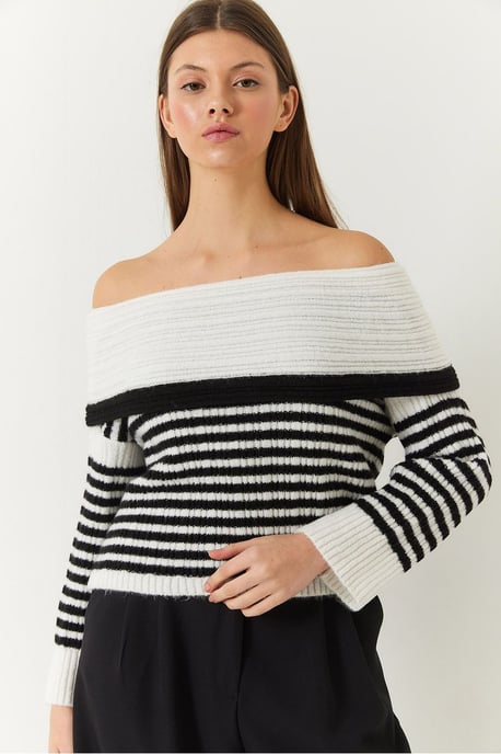 Randig Off-Shoulder Stickad Tröja - Image 3