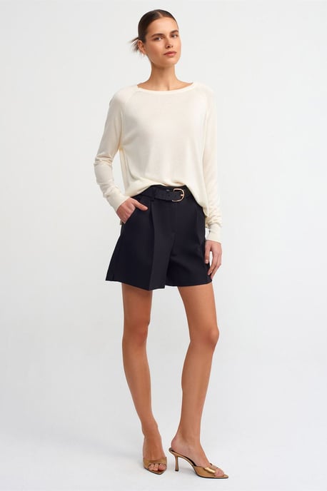 Women’s Ribbed Crew Neck Sweater - Image 3