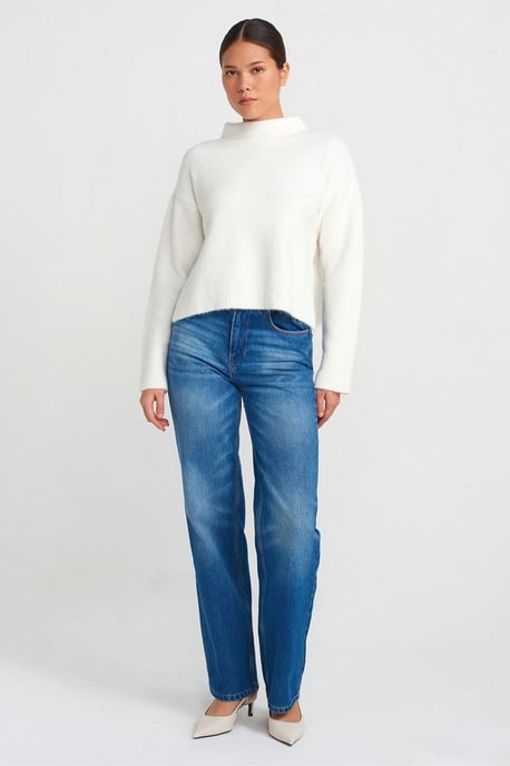 High-Waist Straight-Leg Cotton Jeans - Image 1