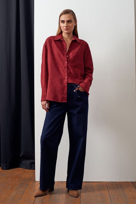 Women’s Mid-Waist Straight-Leg Jeans - Image 2