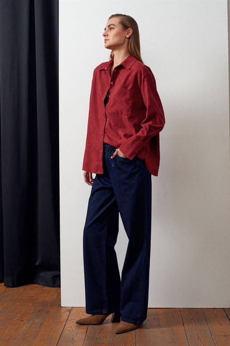 Women’s Mid-Waist Straight-Leg Jeans - Image 4