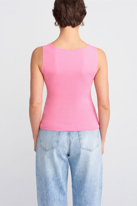 Högmidjade raka mom-jeans - Image 2