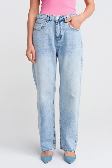 Högmidjade raka mom-jeans - Image 4