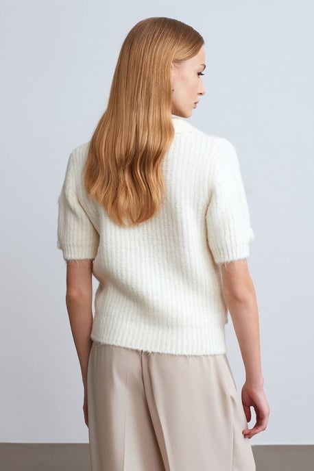 Textured Ribbed Polo-collar Sweater - Image 3