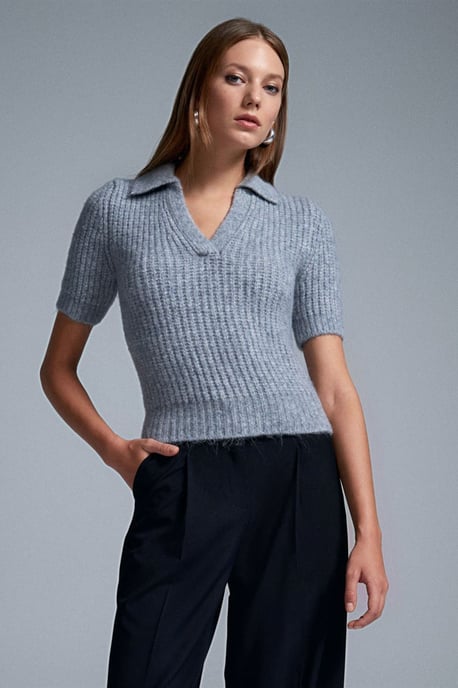 Vrouwen Aansluitende Geribbelde Polo Sweater - Image 1