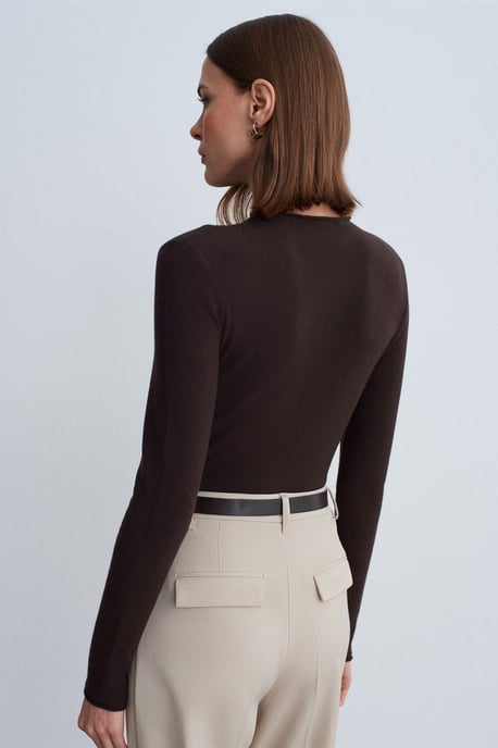 Women's Slim-fit Ribbed Half-turtleneck Sweater - Image 2