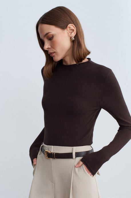 Women's Slim-fit Ribbed Half-turtleneck Sweater - Image 3