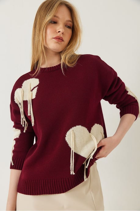 Frilly Heart Pattern Crew Neck Sweater - Image 3
