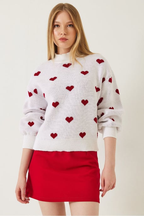 Heart Pattern Crew Neck Relaxed Fit Sweater - Image 2