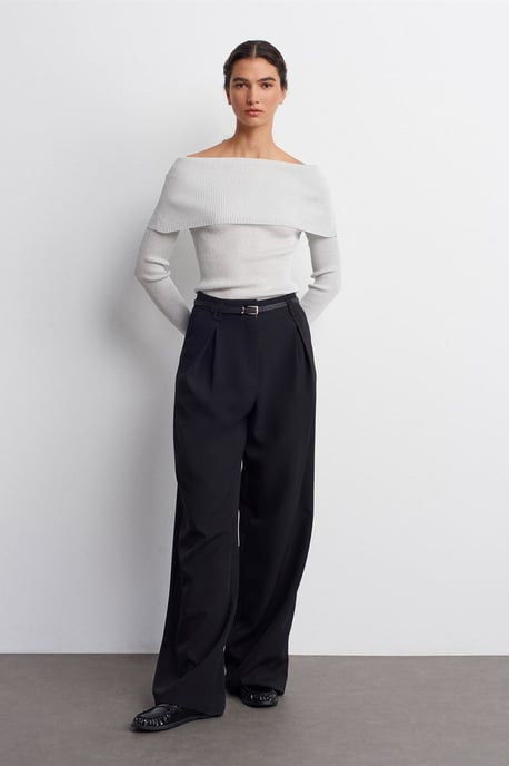 Tajta Off-Shoulder Ribbad Stickad Tröja - Image 5