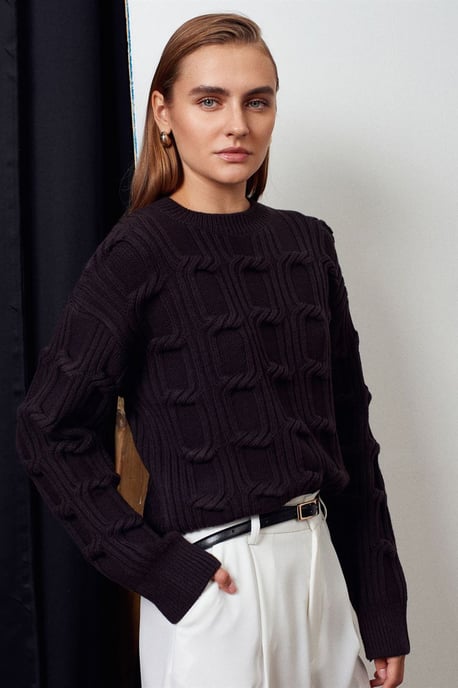 Texturerad Crew Neck Stickad Tröja - Image 1