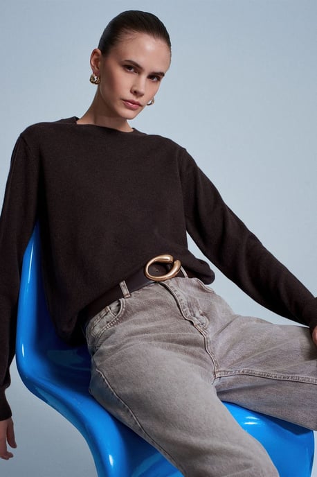 Women's Cashmere Ribbed Crew Neck Sweater - Image 3