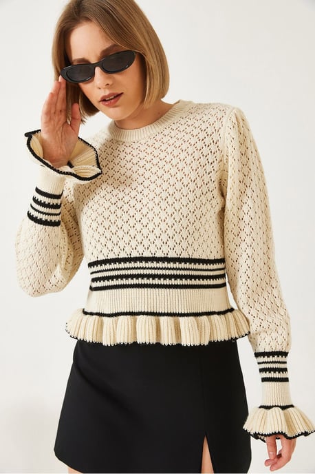 Ribbad Baklava-mönstrad Stickad Crew Neck Crop Tröja - Image 1