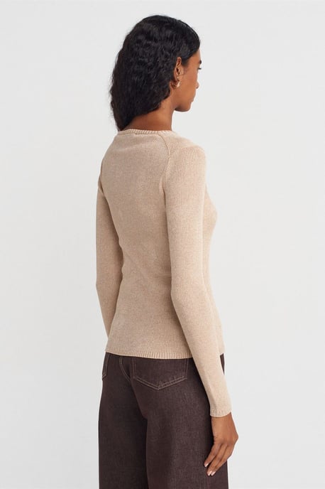 Women's Slim Fit V-Neck Ribbed Sweater - Image 2