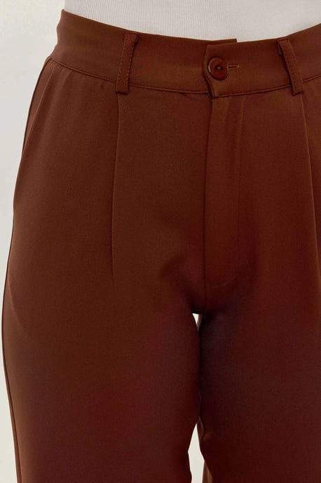 High Waist Pleated Pipe Leg Pants - Image 4