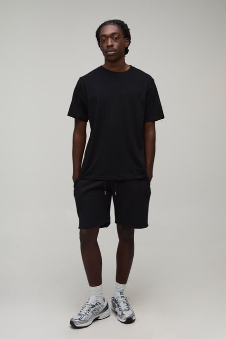 Regular Fit T-Shirt and Short Set - Image 4