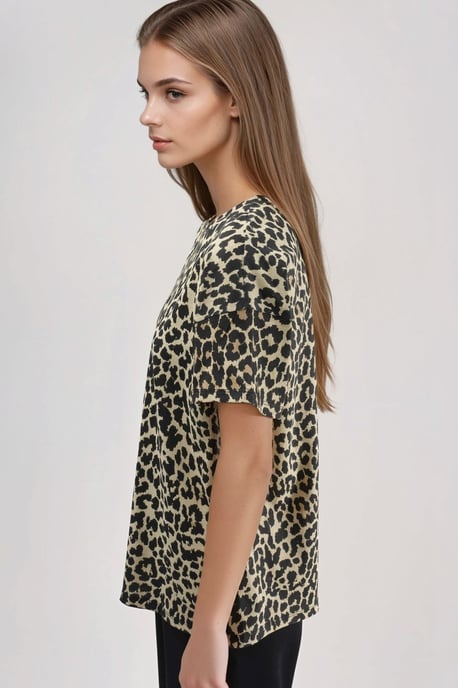Överdimensionerad Leopardmönstrad T-shirt med Rundhals - Image 5