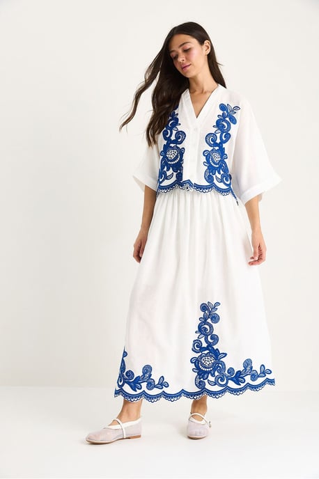 Oversized V-neck Embroidered 3/4 Sleeve Shirt and Wide Leg Pants Set - Image 3