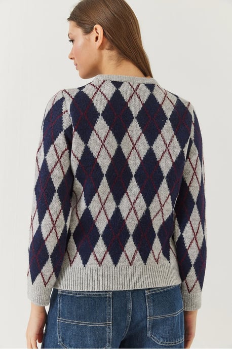 Baklava Pattern Crew Neck Knitted Sweater - Image 4