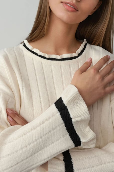 Striped Knit Sweater with Crew Neck - Image 5