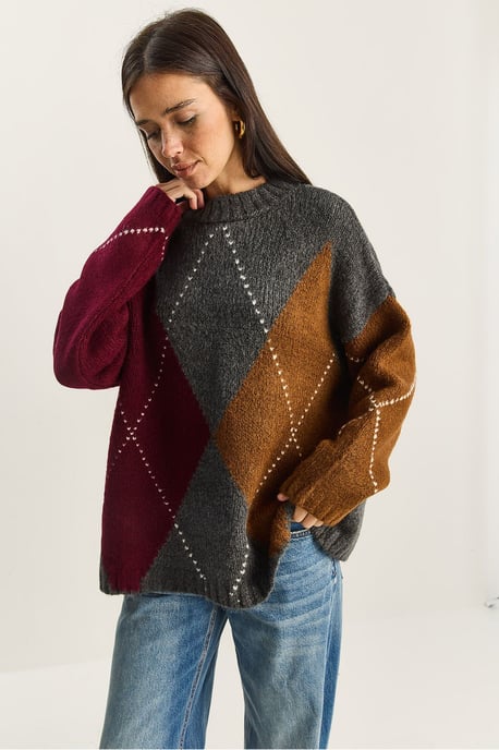 Oversized Knitted Diamond Pattern Sweater - Image 4