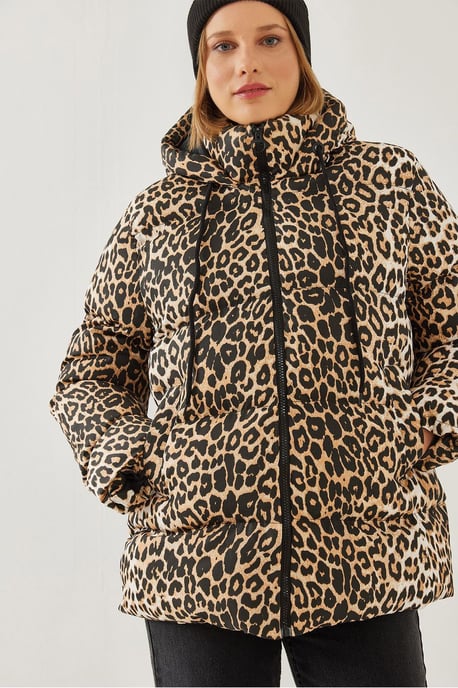 Thick Leopard Print Puffer Jacket with Zipper Collar - Image 4