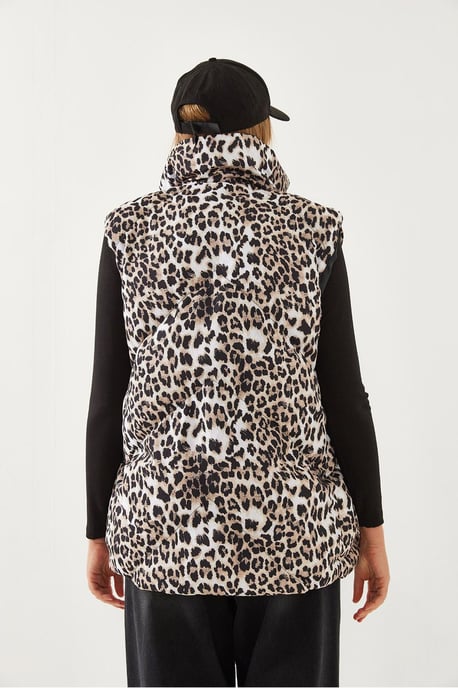Leopardprint Mouwloze Nepleer Puffer Jacket - Image 4
