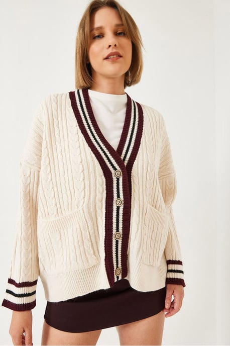 Texturerad Stickad K cardigan med V-ringning och Fickor - Image 1