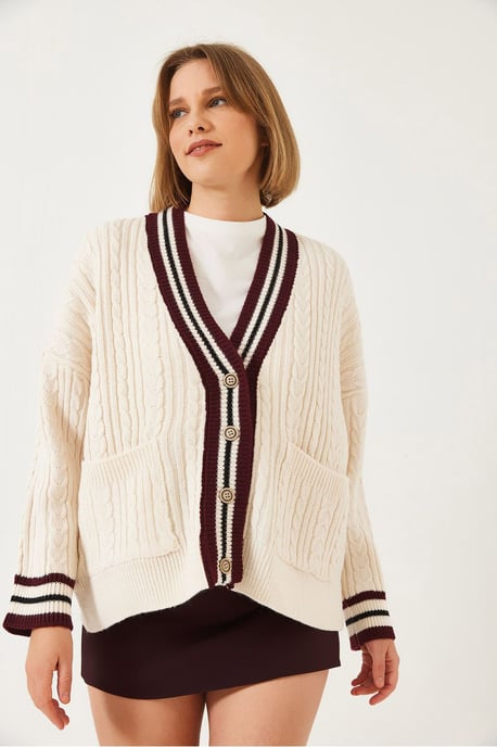 Texturerad Stickad K cardigan med V-ringning och Fickor - Image 2
