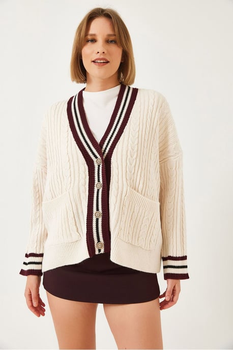 Texturerad Stickad K cardigan med V-ringning och Fickor - Image 4