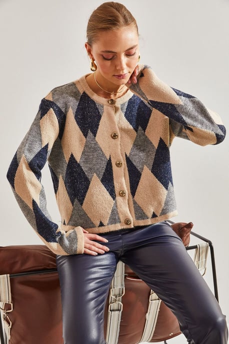 Geometrisk Stickad Knapp-up Crop Cardigan - Image 3