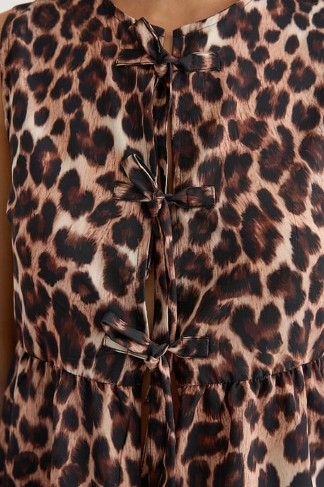 Regular Fit Leopardmönstrad Blus med Slå-Detalj - Image 6